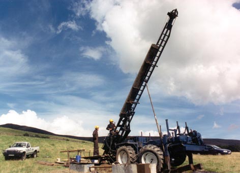 Drilling rig at Rhynie during the summer of 1997.