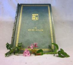 Memorian book