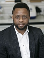 Dr Obinna Ubah