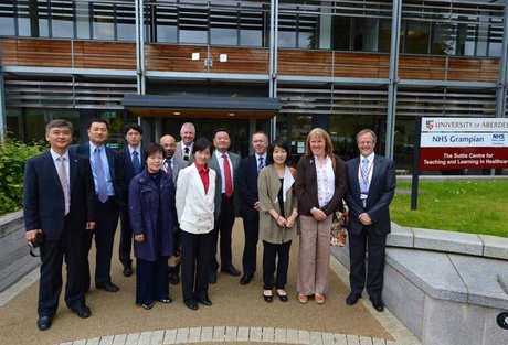 Members of the University of Aberdeen and Eulji University