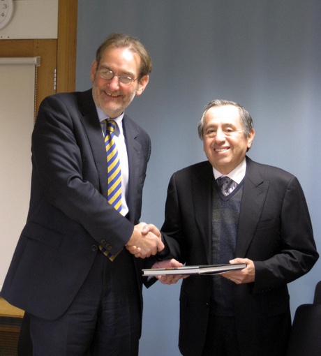 Professor Ian Diamond, Principal of the University of Aberdeen with Dr Moises Tacle Galarraga