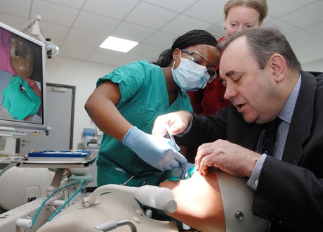 First Minister officially opens new University of Aberdeen Dental School and Hospital