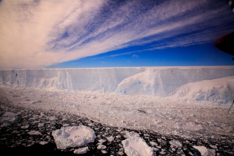 View of the Larsen C iceberg. Photo credit: Ali Rose.