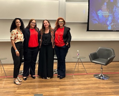 Clara Velasco, Suelane Garcia Fontes, Katie Wilde and Luciana de Paula Arjona at Insper Data Science Week.