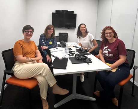 Beatriz Araujo, Sharon Gordon, Ana Carolina Oliveira and Luciana de Paula Arjona meet at Insper.