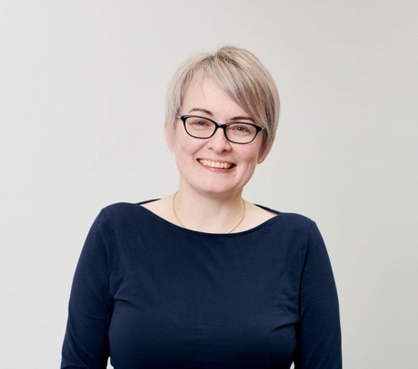 A picture of Dr Rosemary Hollick against a plain background