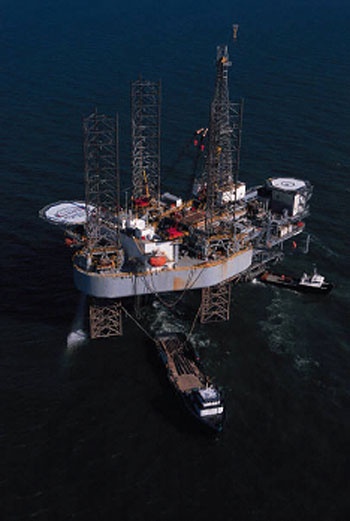 Oil platform