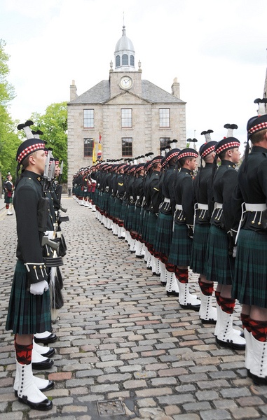 Pipe banner presentation