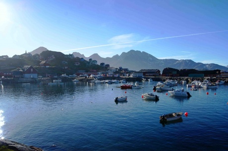 University of Aberdeen team have recovered samples from the bottom of a Greenland lake