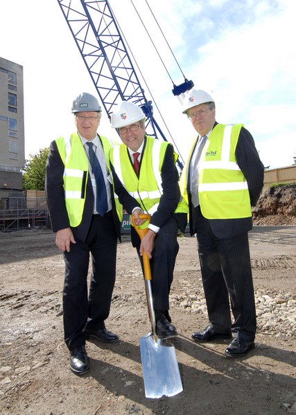 Library round breaking ceremony