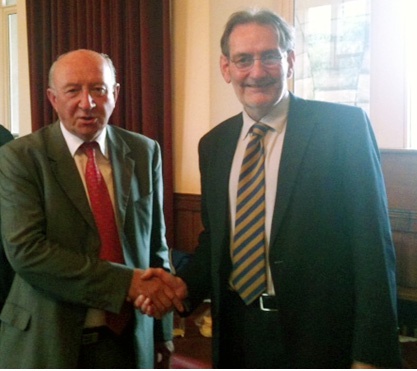 Professor Dominic Houlihan with Principal Professor Ian Diamond at his reception