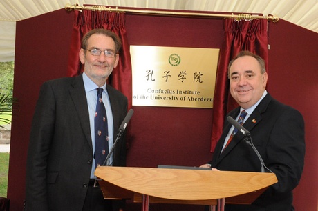 Prof Diamond with First Minister Alex Salmond