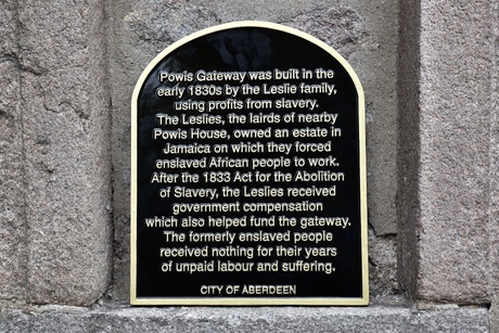 Plaque for Powis gateway