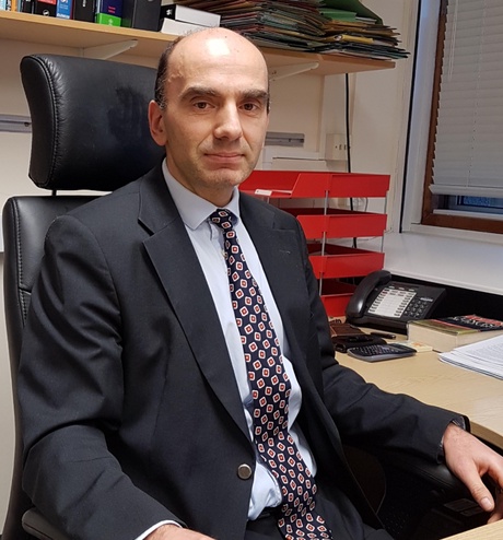 Professor Dragan Jovcic