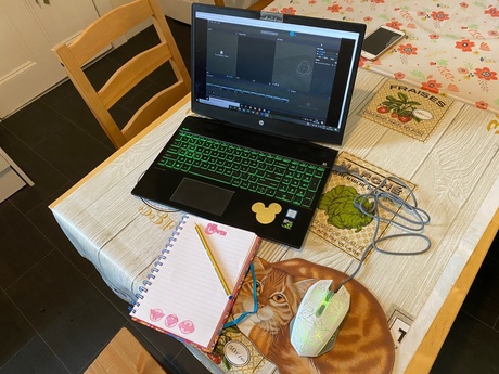 Caroline's Work Set Up