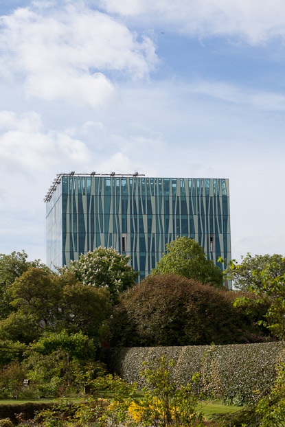 Sir Duncan Rice Library, Aberdeen University