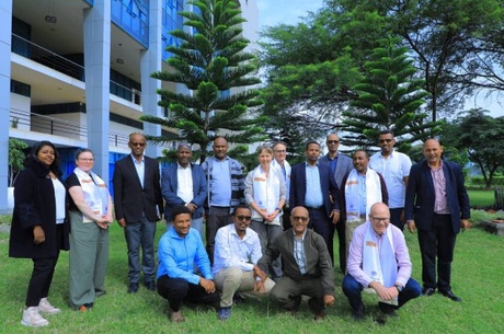 The project team with Hawassa University senior management