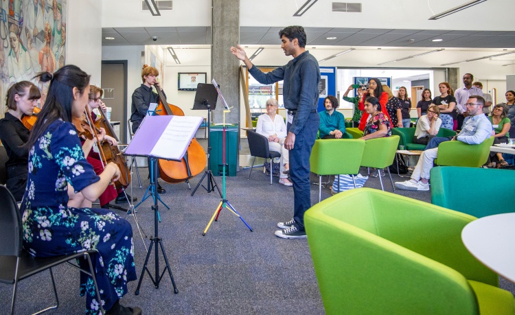 String quartet playing