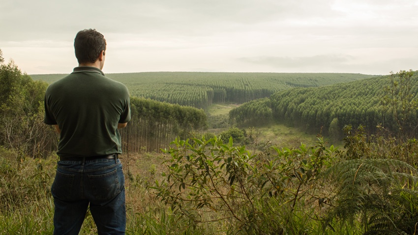 Citizen science for biodiversity conservation in agricultural-conservation transition zones