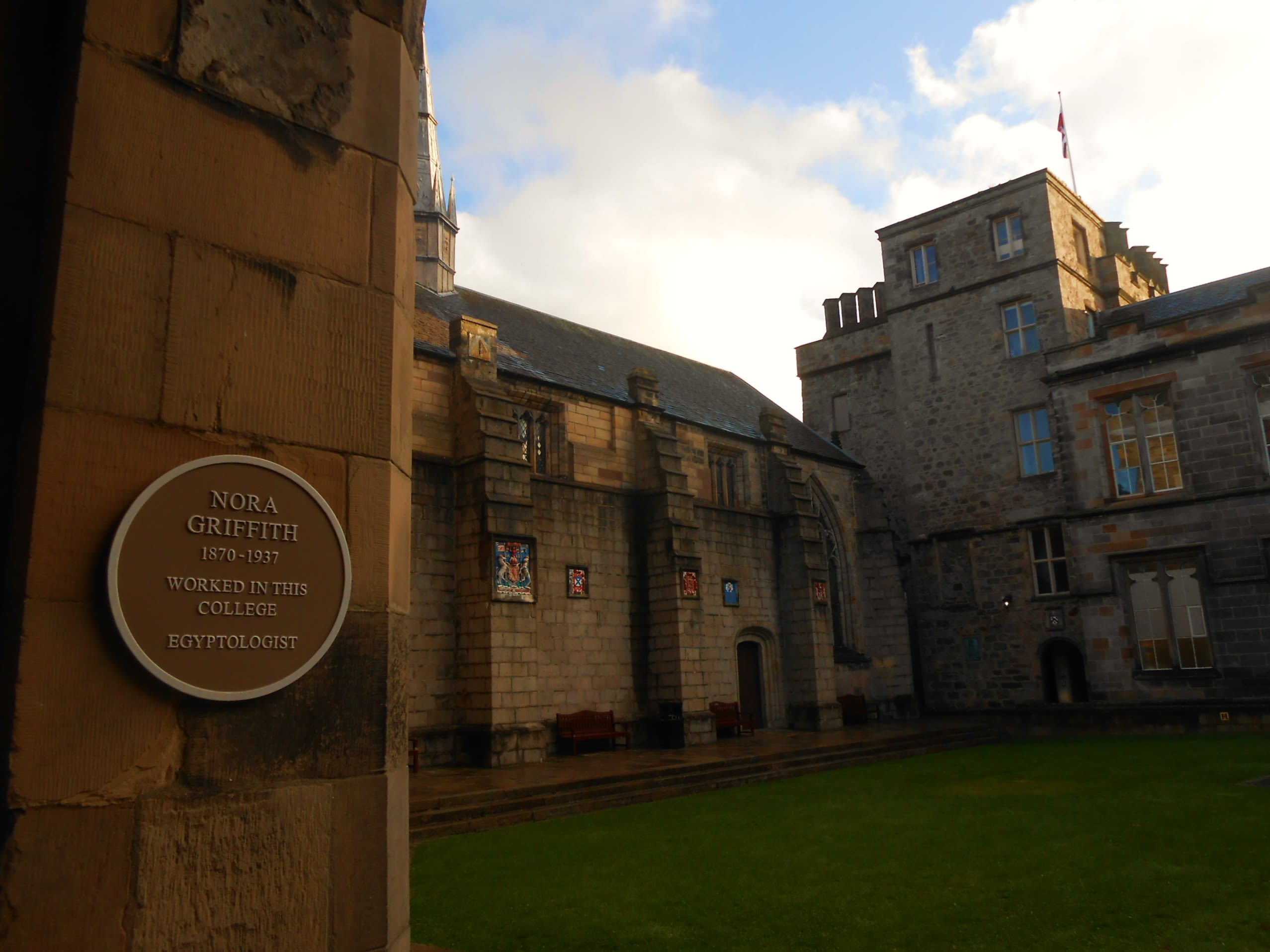 Nora Griffith plaque with the additional words '1870-1937 worked in this College, Egyptologist' 