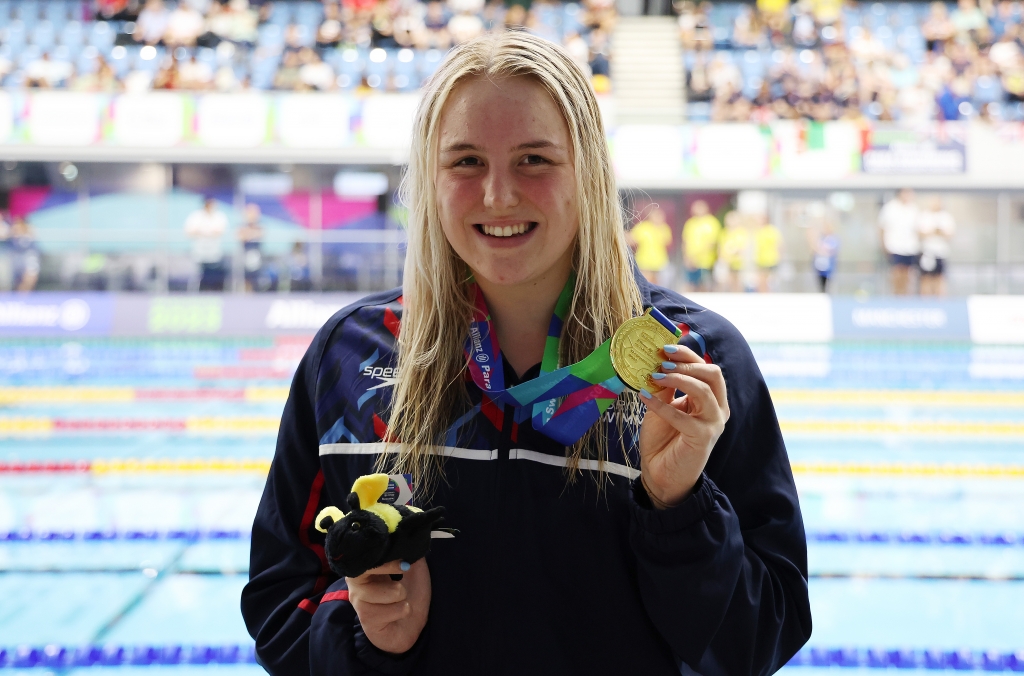 Record-breaking success for UoA swimmers at the Manchester 2023 Para ...